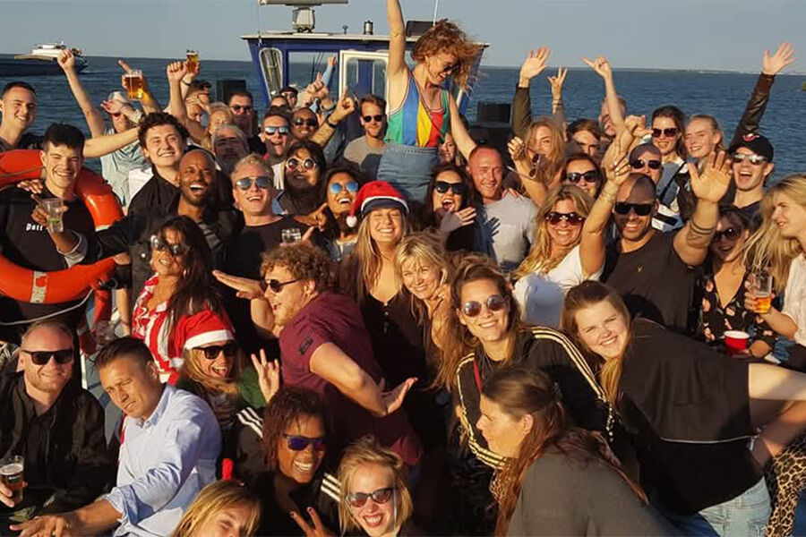 Party Boat Amsterdam 900x600